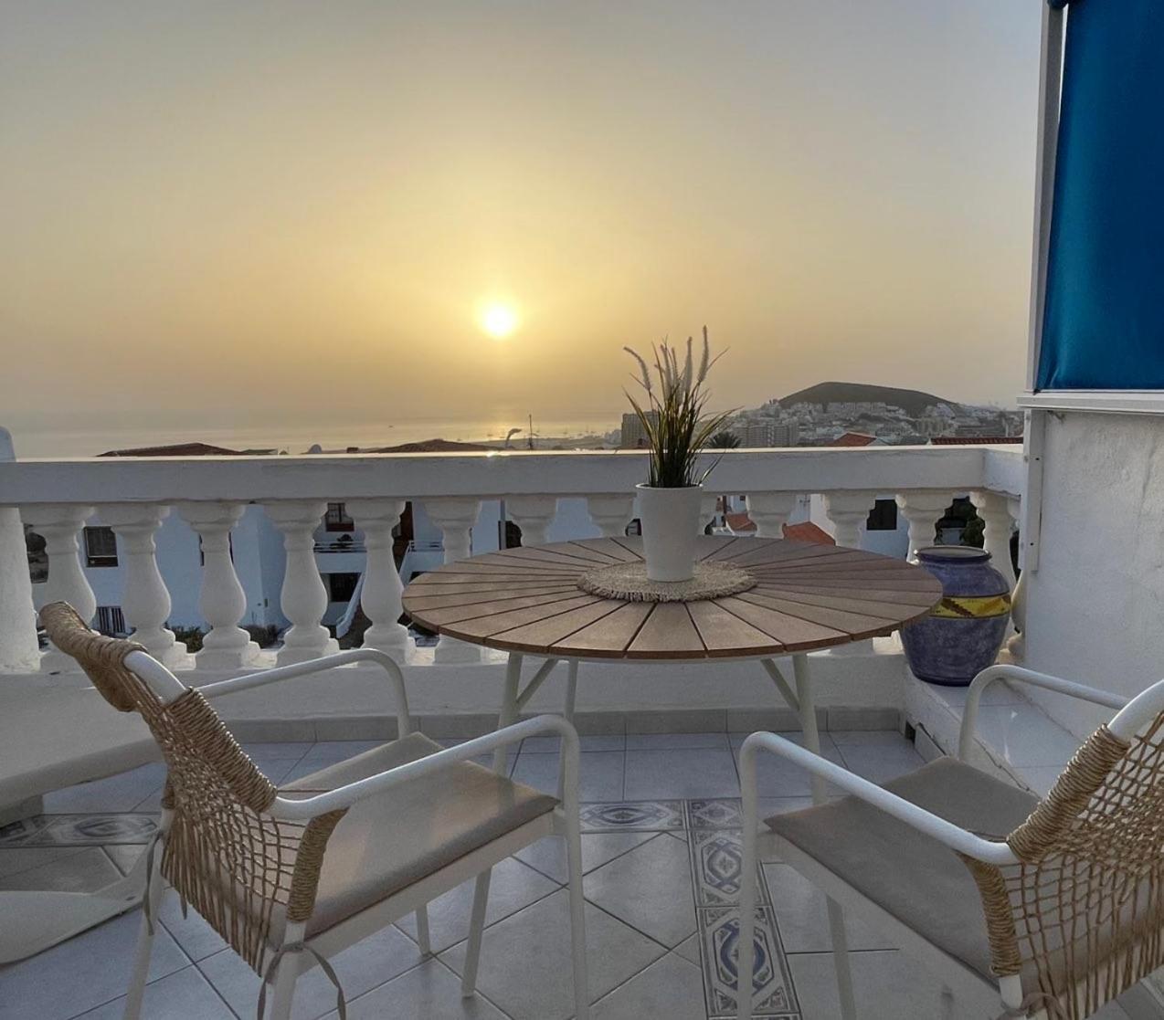 Seaview Port Royal, Los Cristianos, Heated Pool, Wifi 로스크리스티아노스 외부 사진